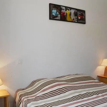 Holiday home Maison Familiale 4 Pieces Avec Mezzanine, Terrasse, A 300m De La - - Fr-1-229b-127 *